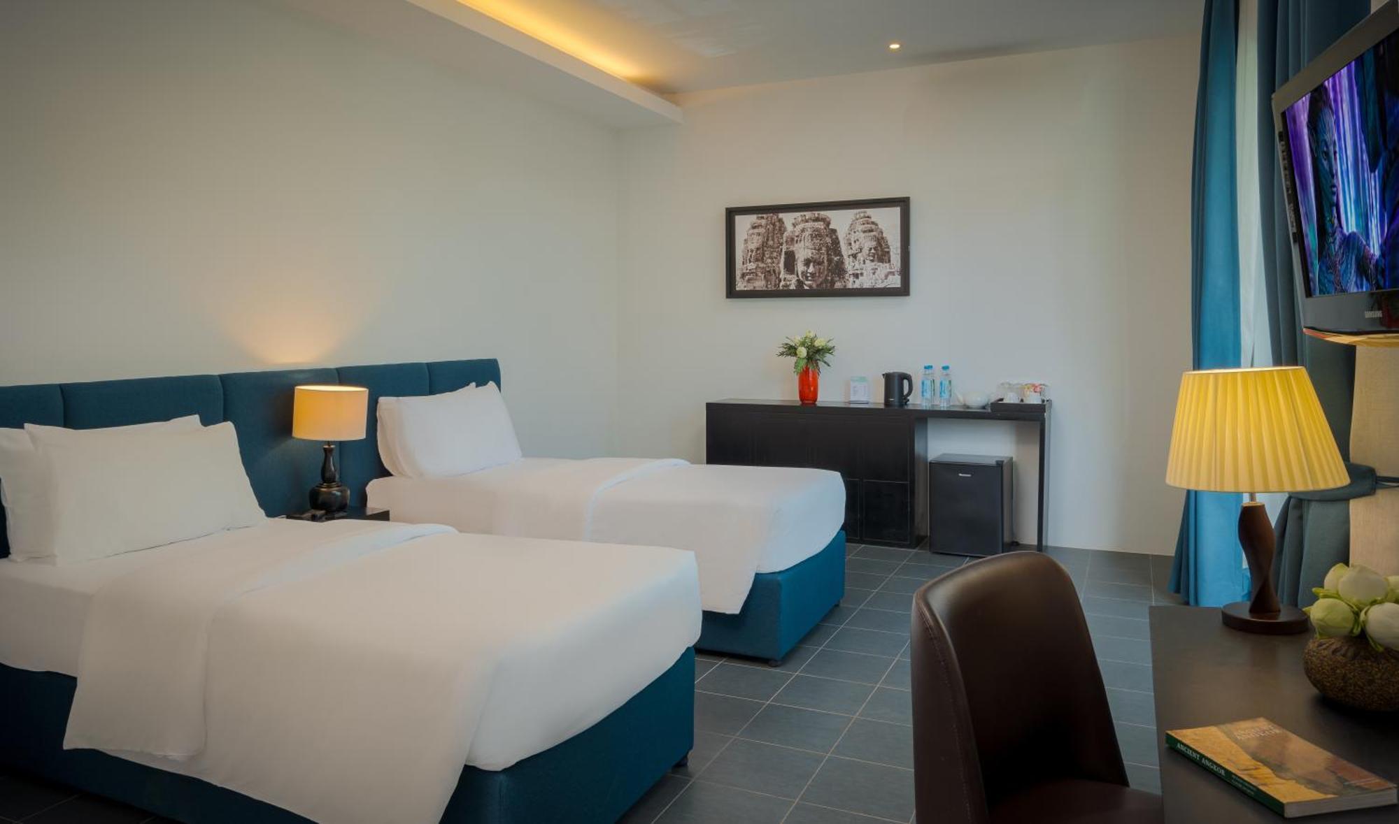 Eightfold Urban Resort Siem Reap Cameră foto Deluxe room